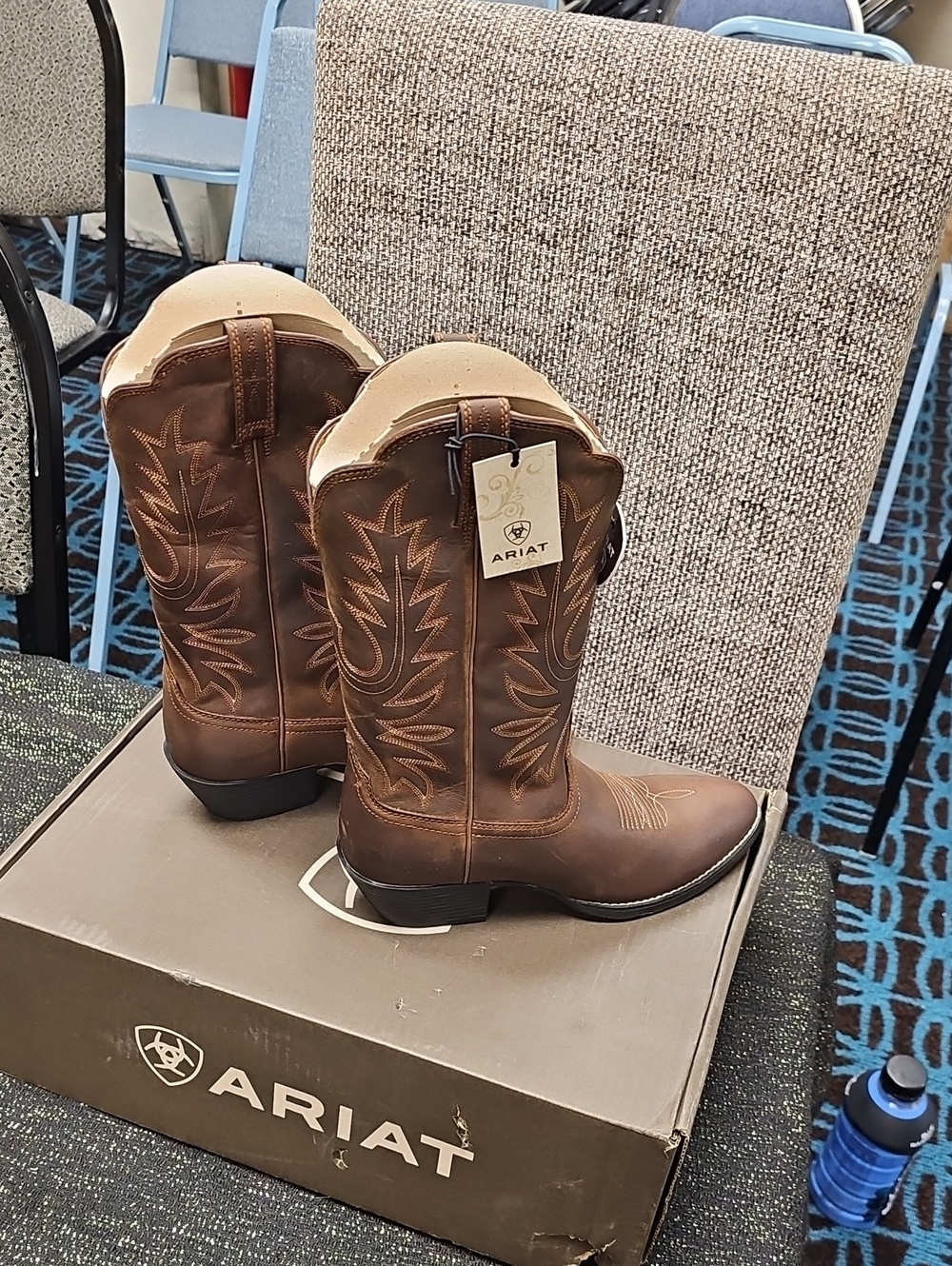 ARIAT Brown Leather Cowboy Boots with Embroidered Shaft